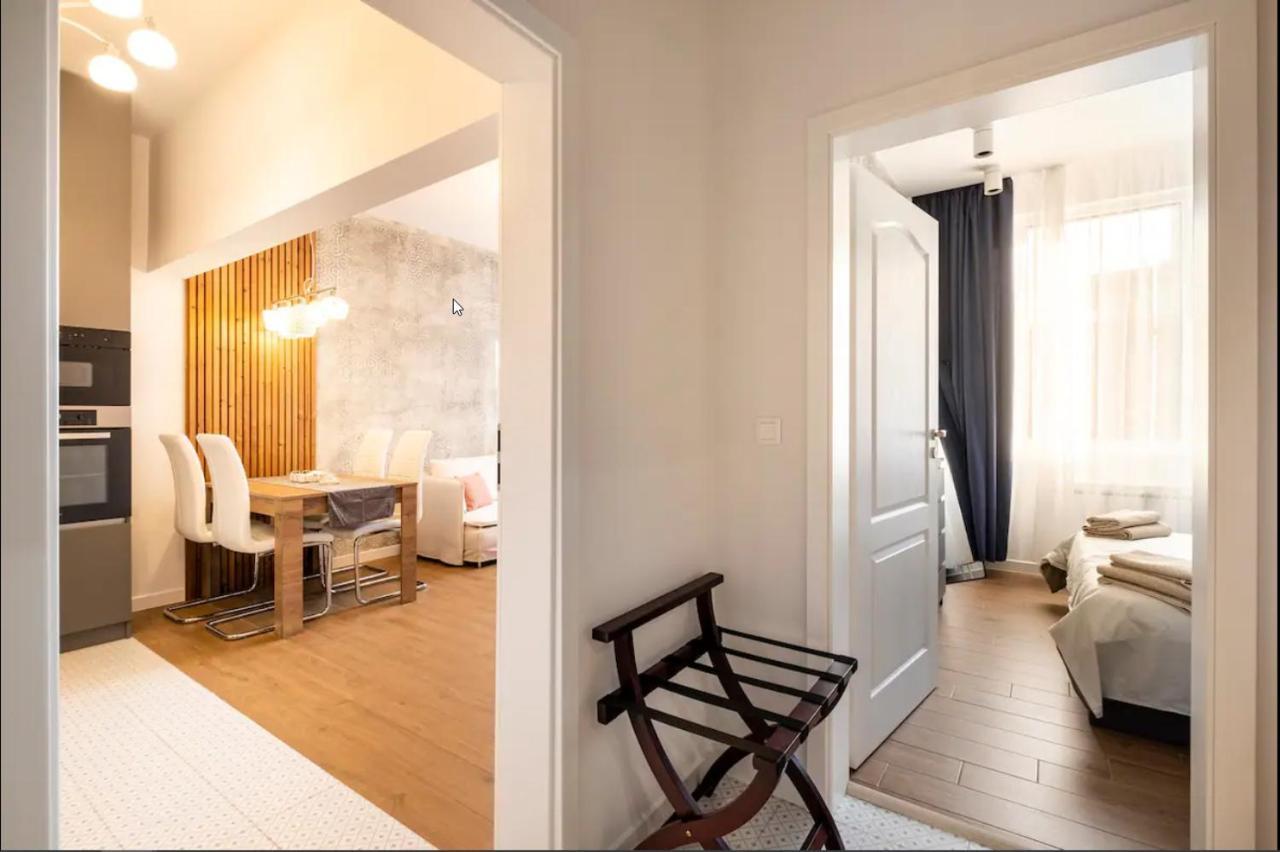 Stylish 1Bdr Central Apartment София Экстерьер фото
