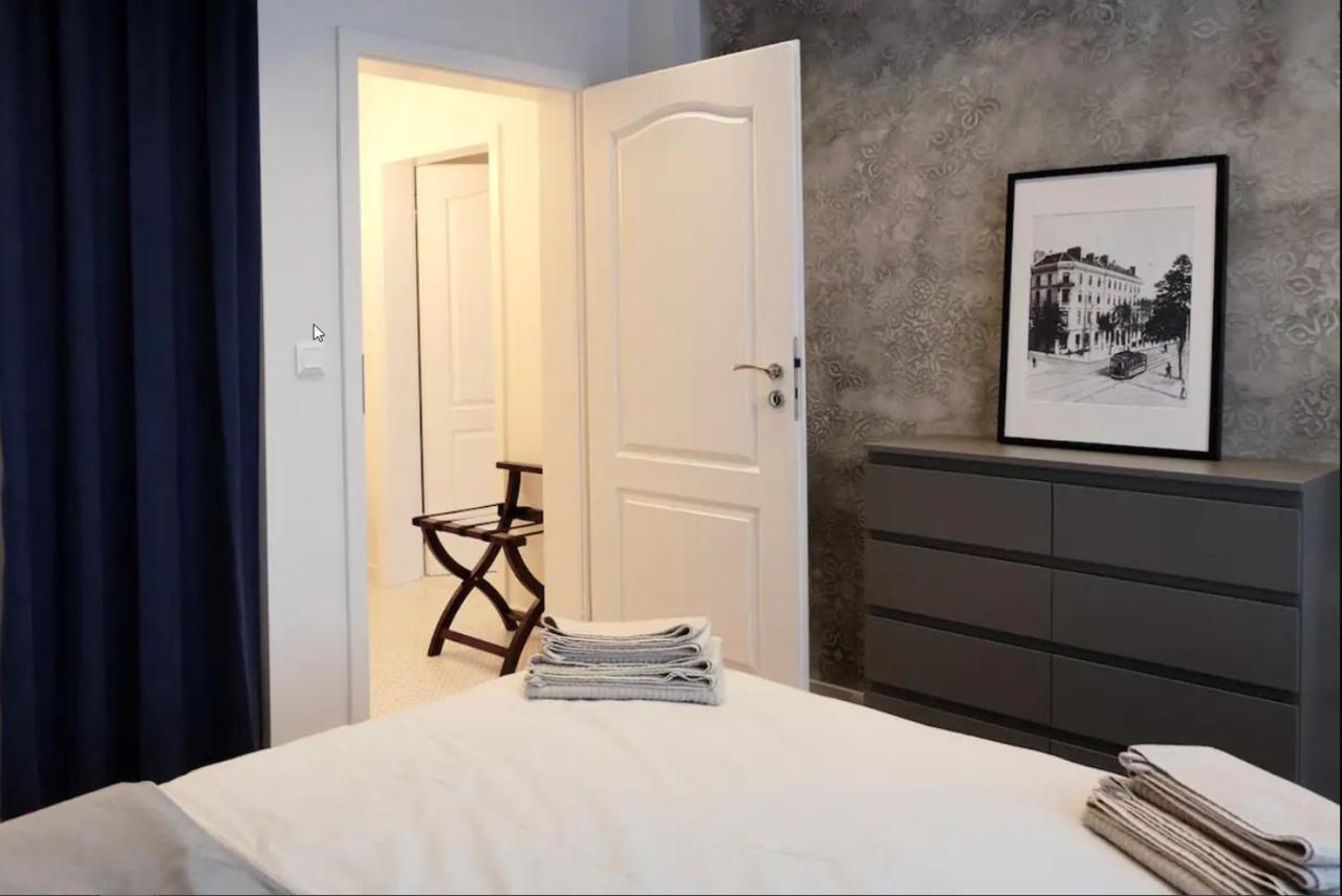Stylish 1Bdr Central Apartment София Экстерьер фото