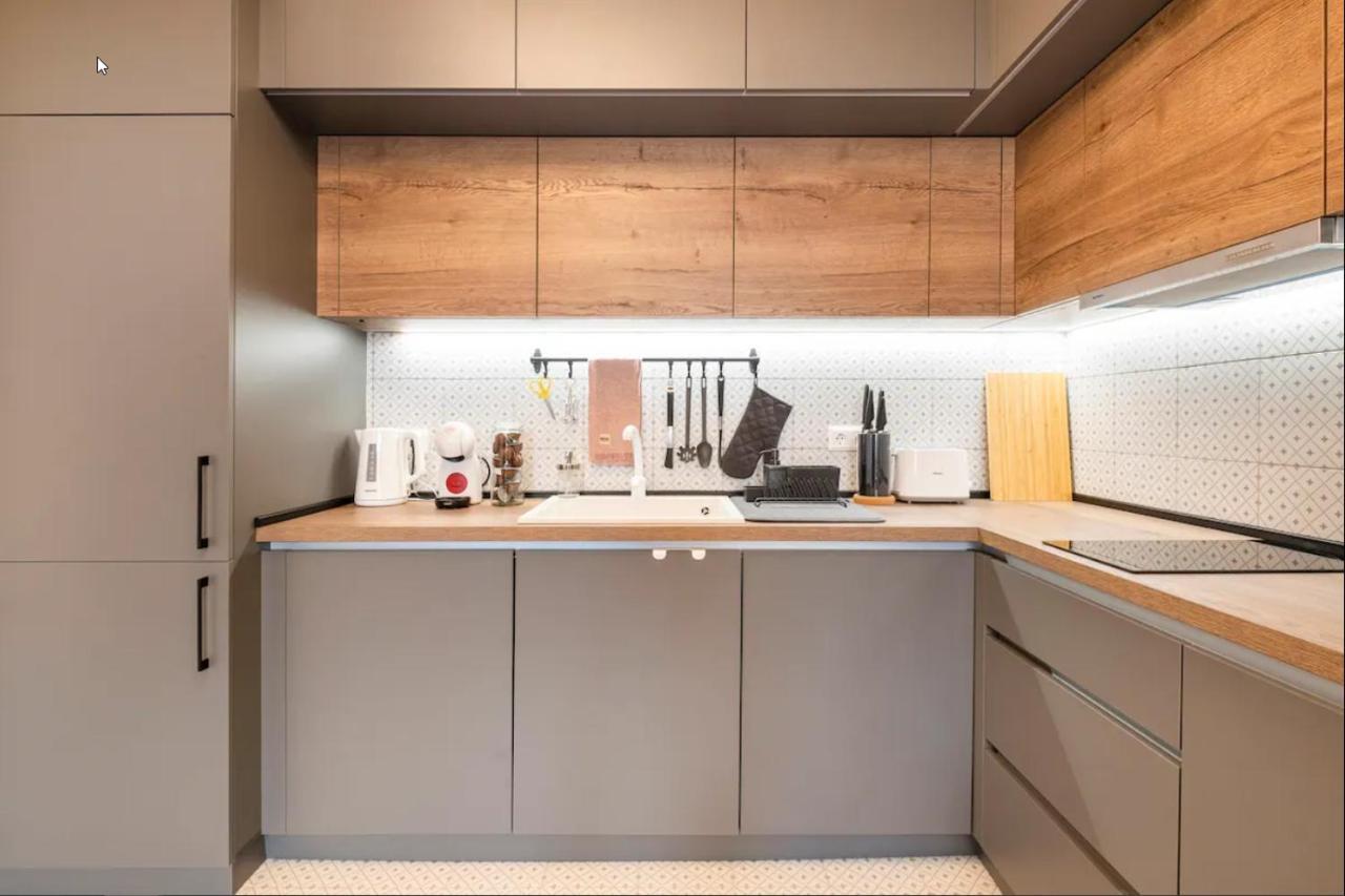 Stylish 1Bdr Central Apartment София Экстерьер фото