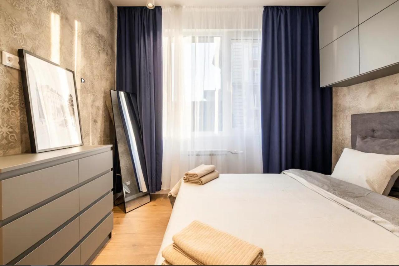 Stylish 1Bdr Central Apartment София Экстерьер фото